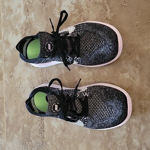 Women's Nike Free RN Flyknit Shoes 6.5 New without Tags